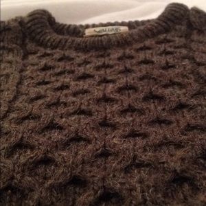 Carraig Donn Aran Irish wool sweater Large